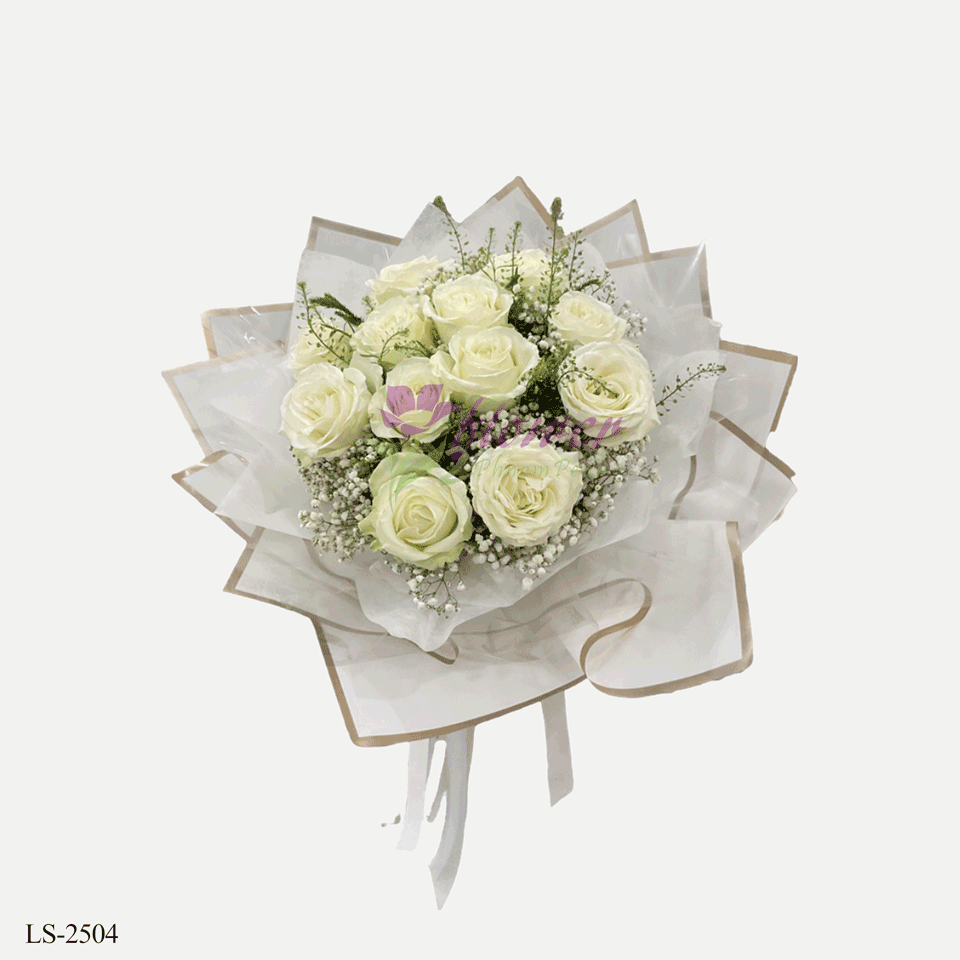 Dozen white roses bouquet