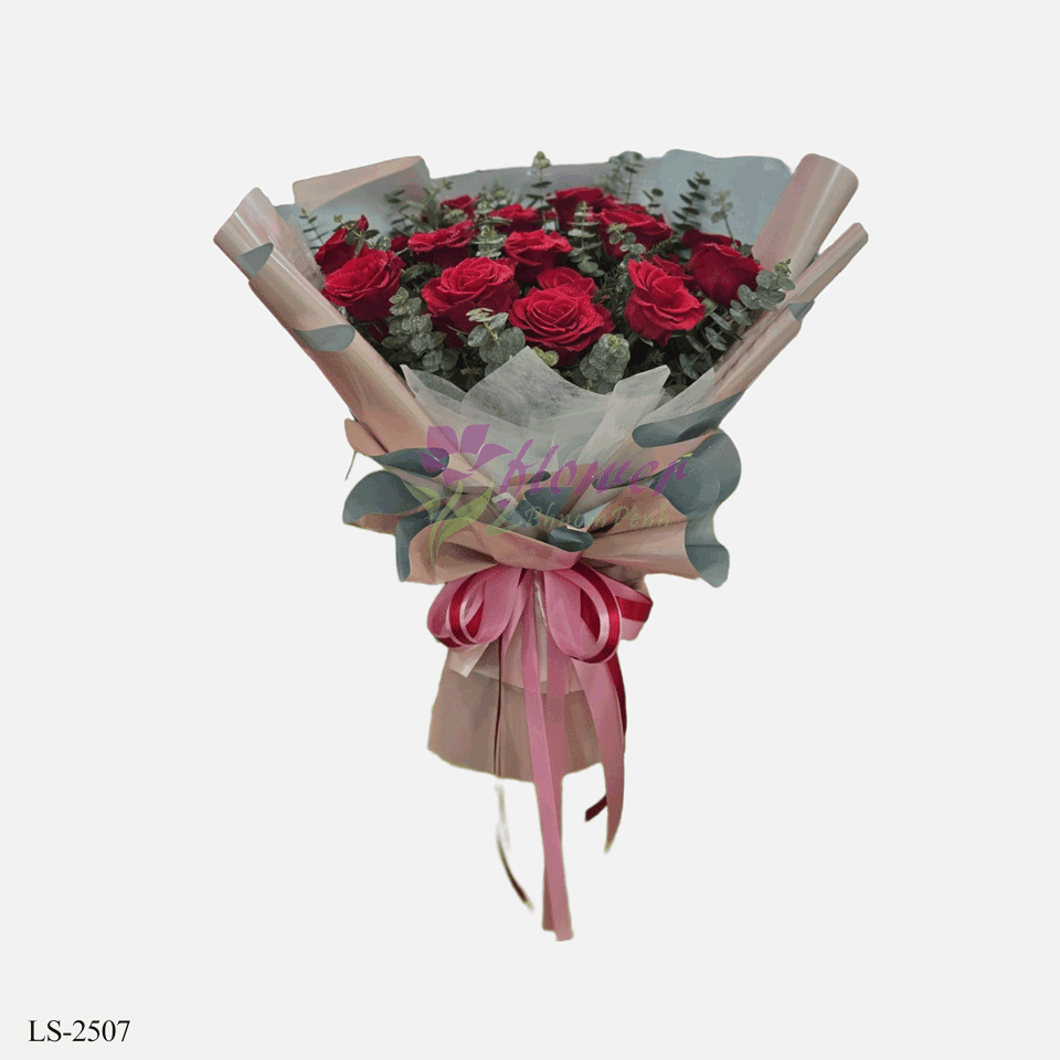 15 Red rose bouquet